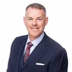 Justin Eggstaff headshot